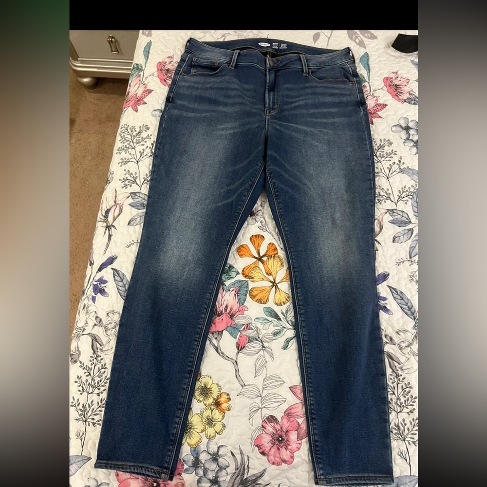 Old Navy Women's Dark Blue Skinny Jeans